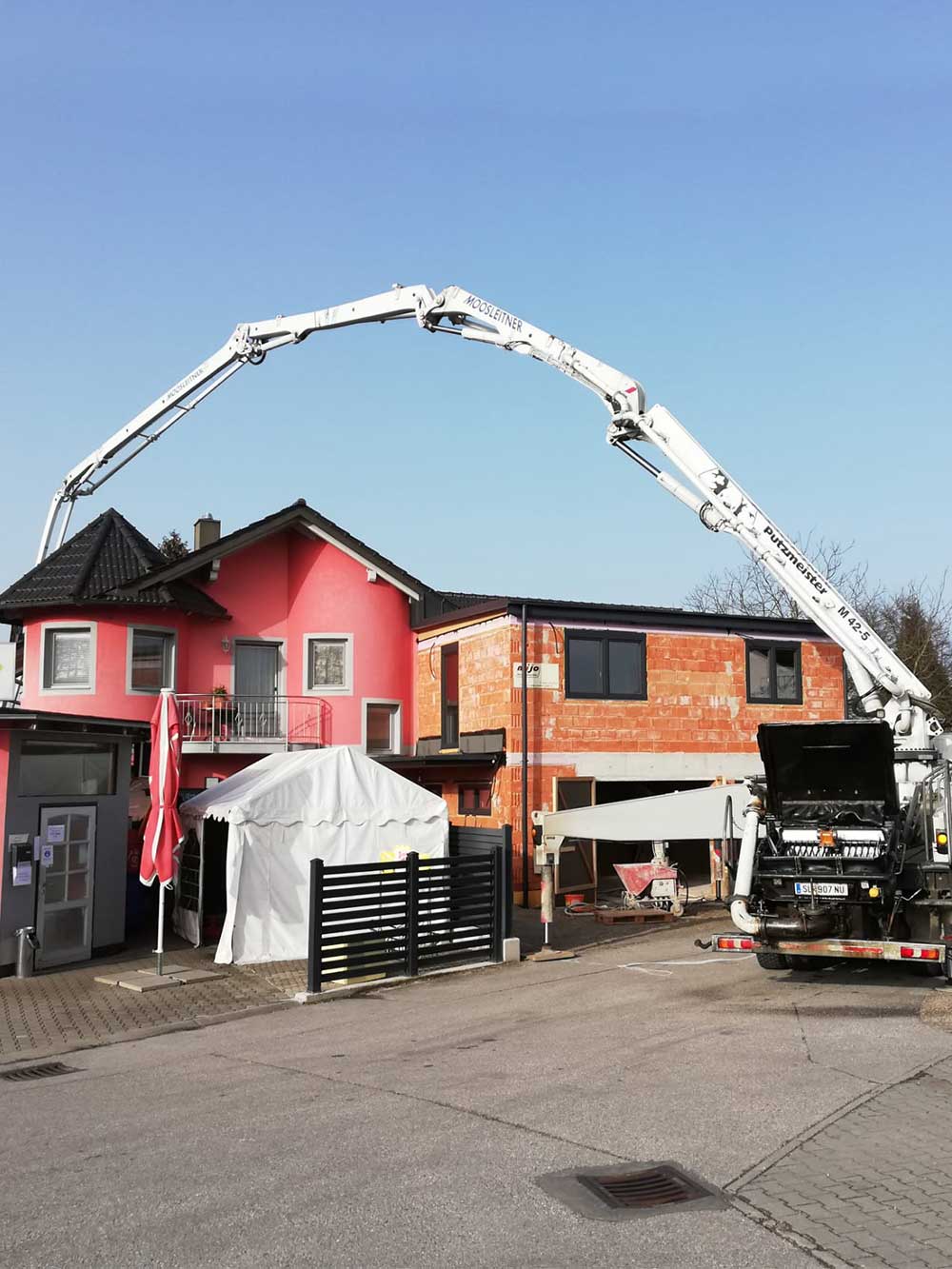 Betonarbeiten Baustelle Hausbau von MD Erdbau